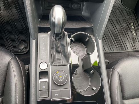 Certified 2023 Volkswagen Atlas SE AWD/4WD image 18