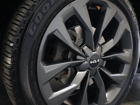 Used 2022 Kia Sorento SX Prestige image 29