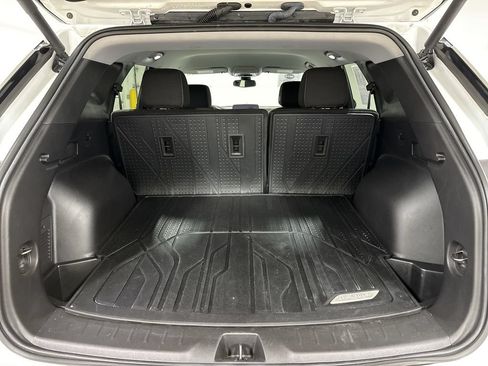 Used 2024 Chevrolet Blazer LT w/ Convenience Package FWD image 23