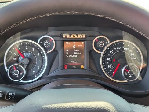 New 2026 RAM 1500 Big Horn AWD/4WD image 11