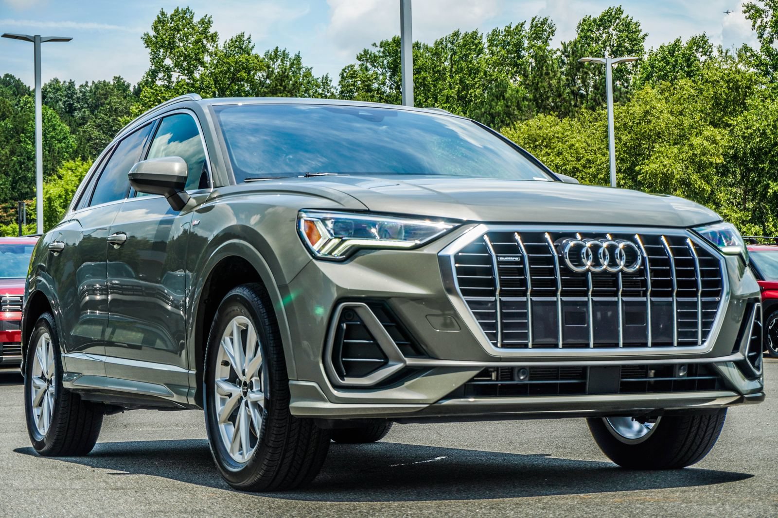 Used 2025 Audi Q3 2.0T Premium AWD/4WD image 7