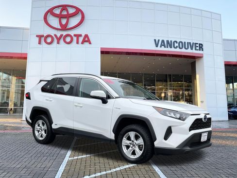 Certified 2021 Toyota RAV4 LE AWD/4WD image 1