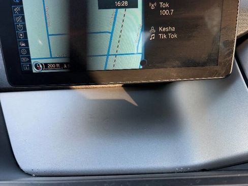 Used 2017 BMW i3 w/ Range Extender image 26