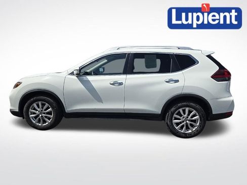 Used 2020 Nissan Rogue SV image 7