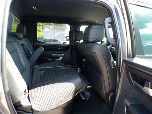 Used 2025 Toyota Tundra SR5 w/ SR5 Premium Package AWD/4WD image 19