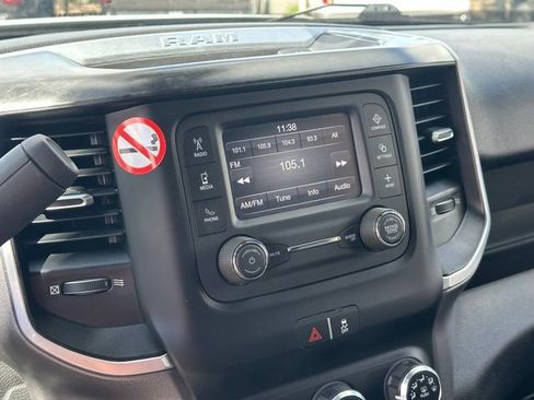 Used 2023 RAM 2500 Big Horn w/ Cold Weather Group AWD/4WD image 27