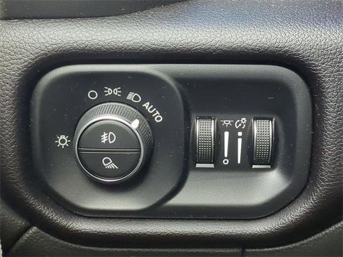 Certified 2022 RAM 3500 Laramie image 29