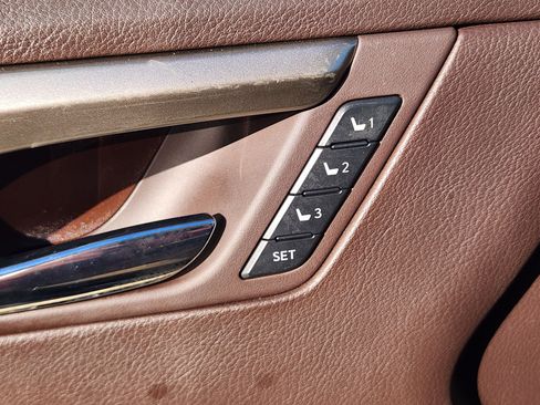 Used 2020 Lexus RX 450h AWD w/ Premium Package image 32