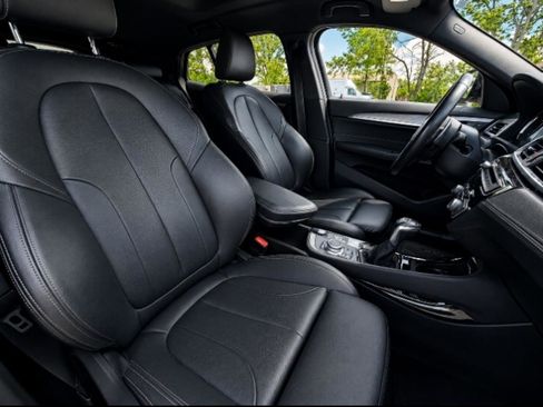 Used 2018 BMW X2 xDrive28i w/ M SportX Package AWD/4WD image 11