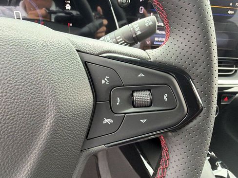 New 2026 Chevrolet Trax RS w/ Driver Confidence Package FWD image 22
