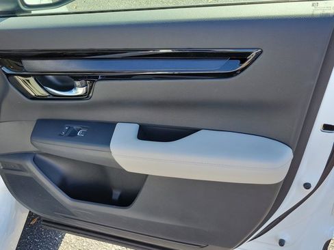 Used 2024 Honda CR-V EX-L image 8