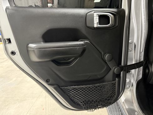 Used 2019 Jeep Wrangler Unlimited Sport image 20