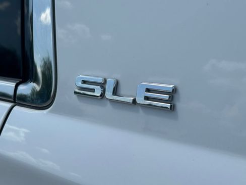 Used 2019 GMC Yukon SLE w/ SLE Value Package RWD image 13