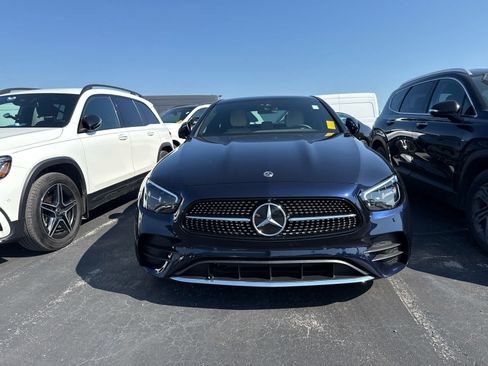 Used 2023 Mercedes-Benz E 350 4MATIC Sedan image 6