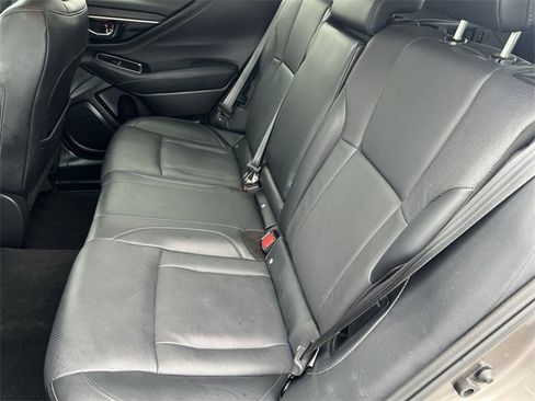Certified 2022 Subaru Outback Limited image 23