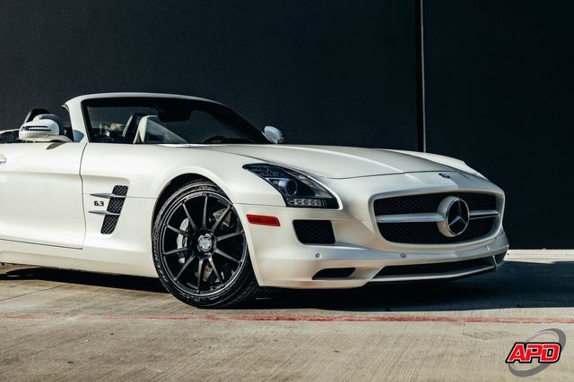 Used 2012 Mercedes-Benz SLS AMG Roadster image 44