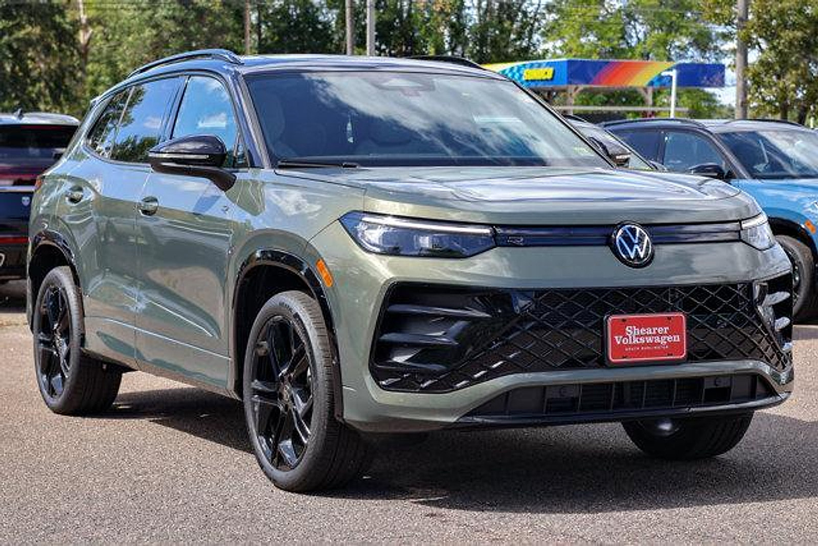 New 2026 Volkswagen Tiguan SE R-Line AWD/4WD image 8
