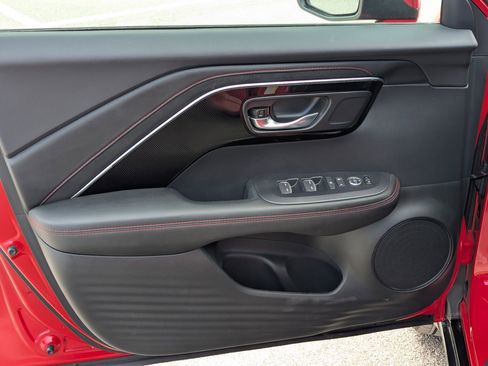 Certified 2025 Acura ADX A-Spec image 11