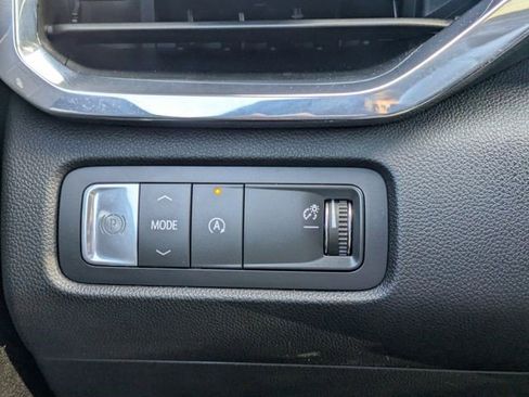 Certified 2025 GMC Acadia Elevation image 30