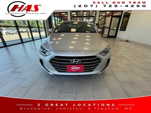 Used 2018 Hyundai Elantra SEL FWD image 9