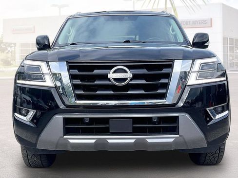 Used 2024 Nissan Armada SV AWD/4WD image 23