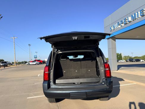Used 2020 Chevrolet Tahoe LT w/ Luxury Package AWD/4WD image 8