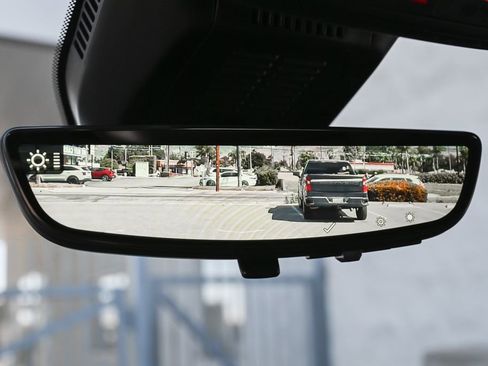 New 2026 Chevrolet Equinox LT w/ Safety and Technology Package FWD image 24