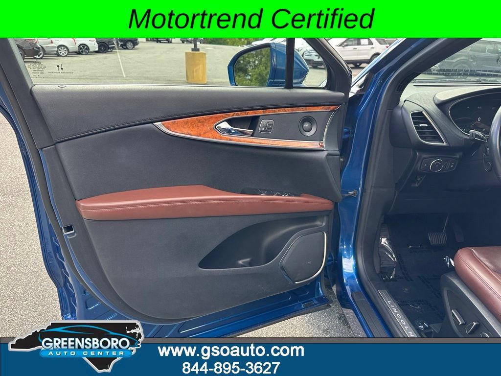Used 2020 Lincoln Nautilus Reserve AWD/4WD image 16