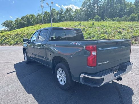 Used 2025 Chevrolet Silverado 1500 LT AWD/4WD image 7