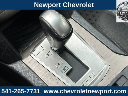 Used 2013 Subaru Outback 2.5i Premium w/ All-Weather Pkg image 21