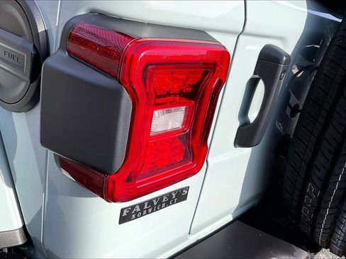 Certified 2024 Jeep Wrangler Sahara image 26