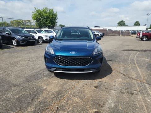 Used 2020 Ford Escape SE FWD image 4