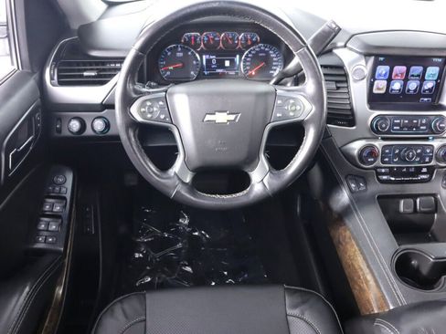 Used 2019 Chevrolet Suburban LT AWD/4WD image 30