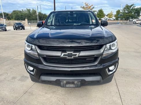 Used 2019 Chevrolet Colorado Z71 AWD/4WD image 2