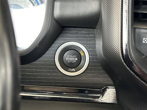 Used 2022 RAM 1500 Limited AWD/4WD image 22