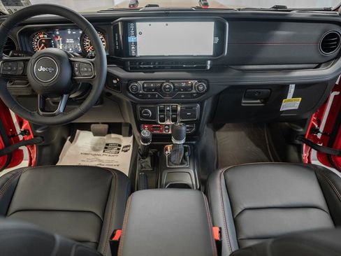 New 2026 Jeep Wrangler Unlimited Rubicon AWD/4WD image 20
