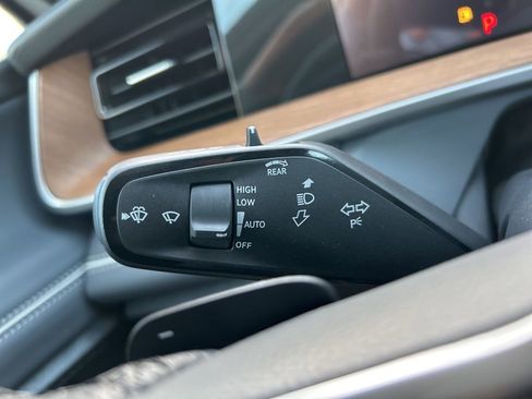 New 2026 Volkswagen Tiguan SEL R-Line image 29