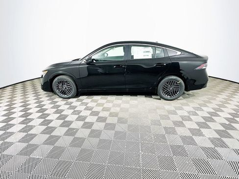 New 2026 Nissan Sentra SV w/ Floor Mat Package image 6
