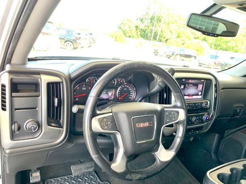 Used 2015 GMC Sierra 1500 SLE w/ SLE Value Package RWD image 14