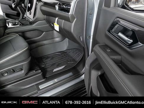 New 2026 GMC Yukon XL Elevation image 26