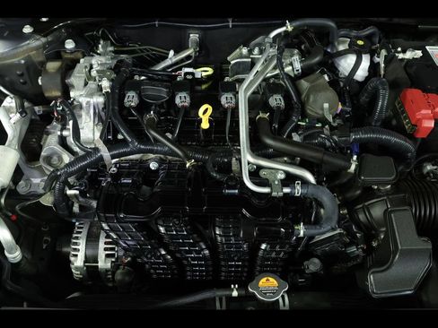 Used 2025 Nissan Altima 2.5 SV FWD image 19