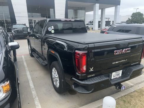 Used 2021 GMC Sierra 2500 Denali w/ Denali Ultimate Package image 4