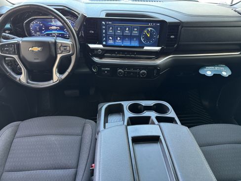 Certified 2024 Chevrolet Silverado 2500 LT image 16
