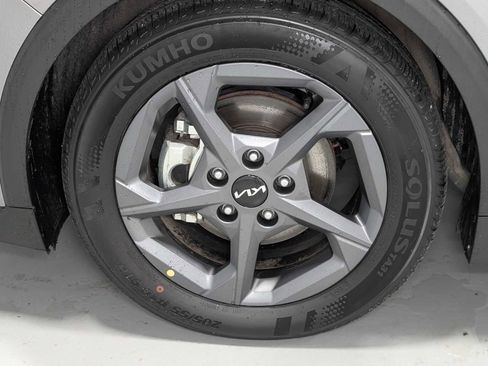 Certified 2025 Kia K4 FWD image 3
