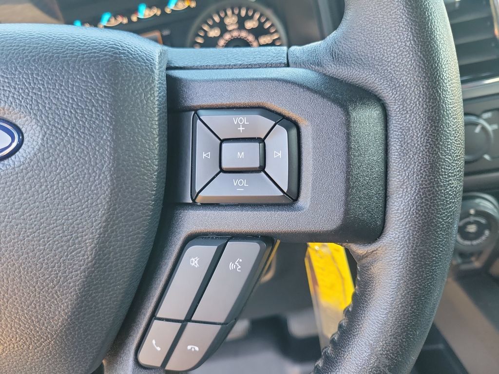 Used 2018 Ford F150 XLT w/ Equipment Group 302A Luxury RWD image 32