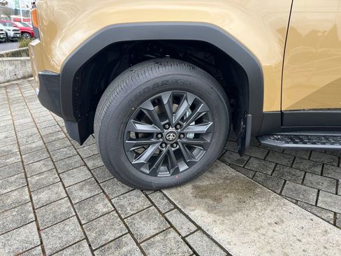 New 2026 Toyota Land Cruiser Base image 10