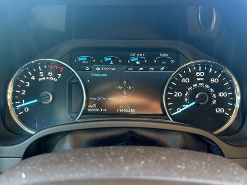 Certified 2019 Ford F150 Lariat w/ Equipment Group 502A Luxury image 24