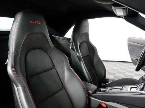 Certified 2018 Porsche 911 Carrera GTS RWD image 22