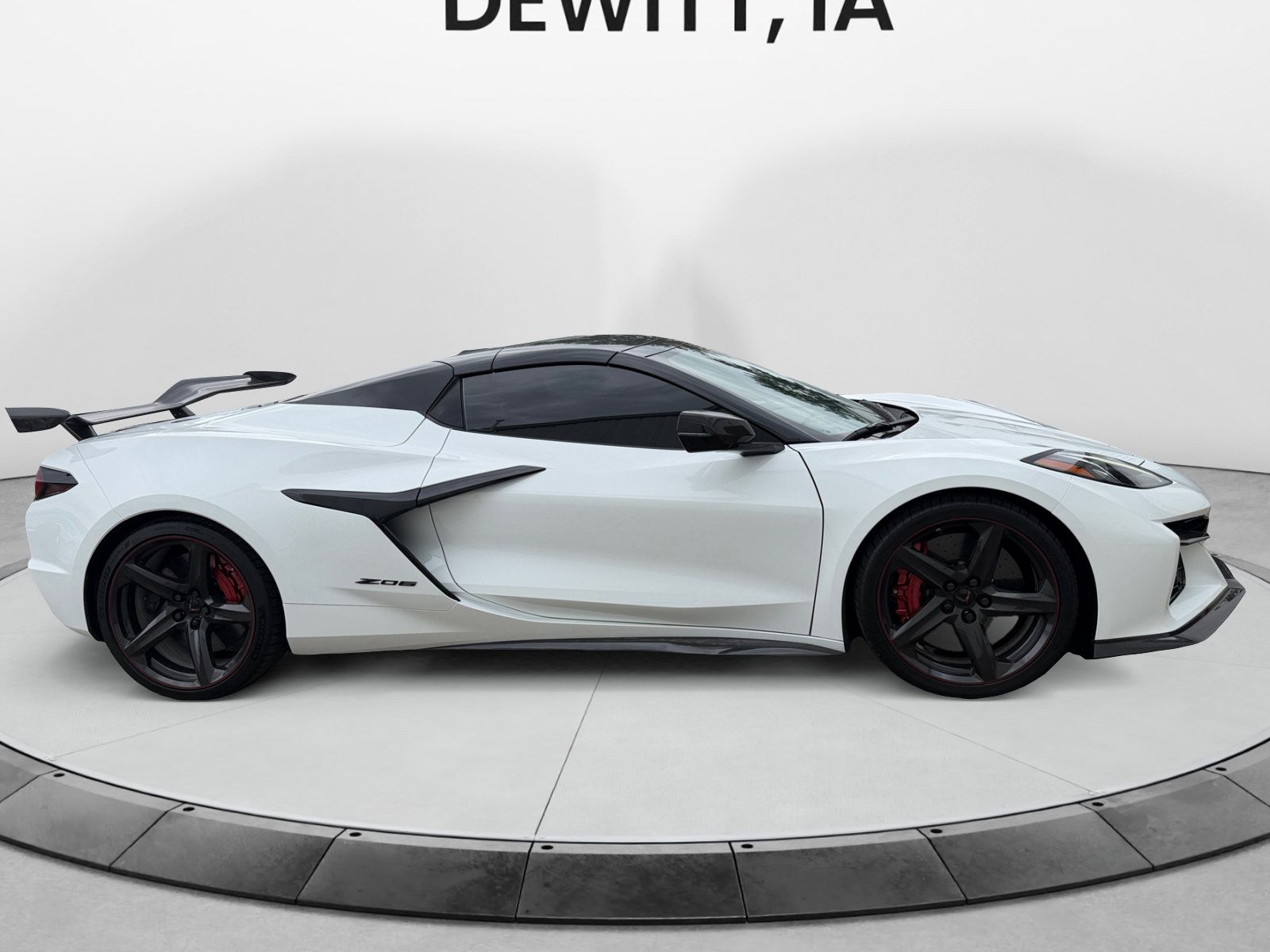 Used 2026 Chevrolet Corvette Z06 RWD image 6