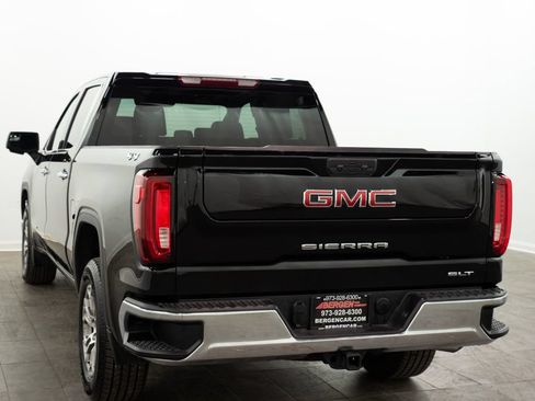 Used 2025 GMC Sierra 1500 SLT AWD/4WD image 10